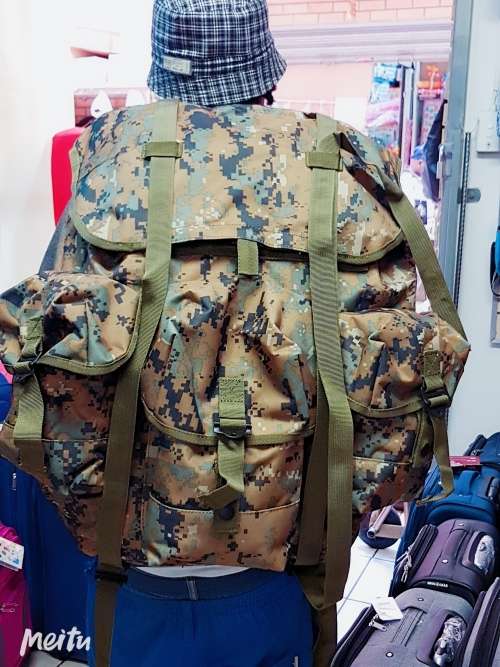 ARMY BACKPACK WITH REMOVABLE METAL FRAME